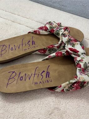 Blowfish Floral Knot Slide Sandals - White, Pink, Green SZ 8.5 Coastal Floral